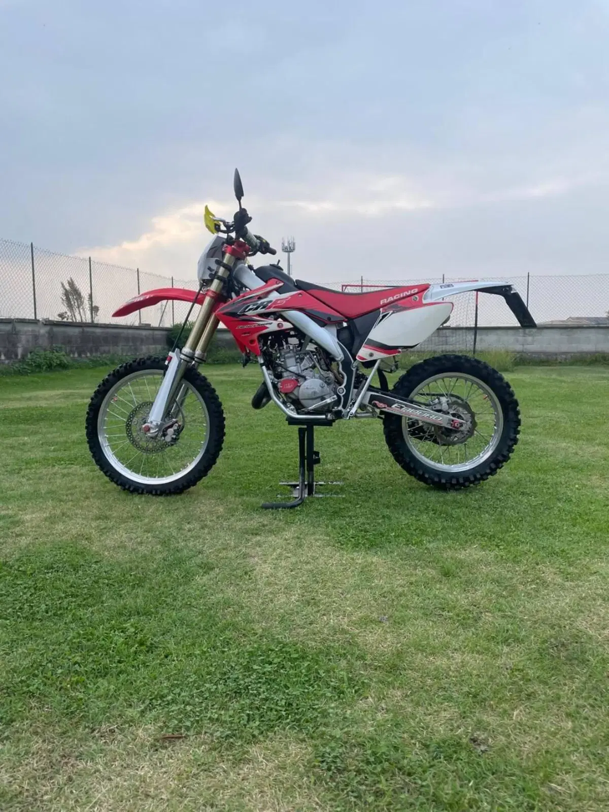 HM CRE 125 Six Competition 2t (2011 - 13) (2)