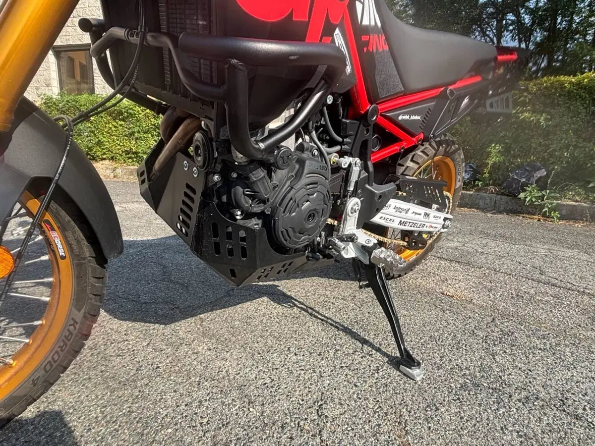 Aprilia Tuareg 660 Rally (2025 - 26) (12)