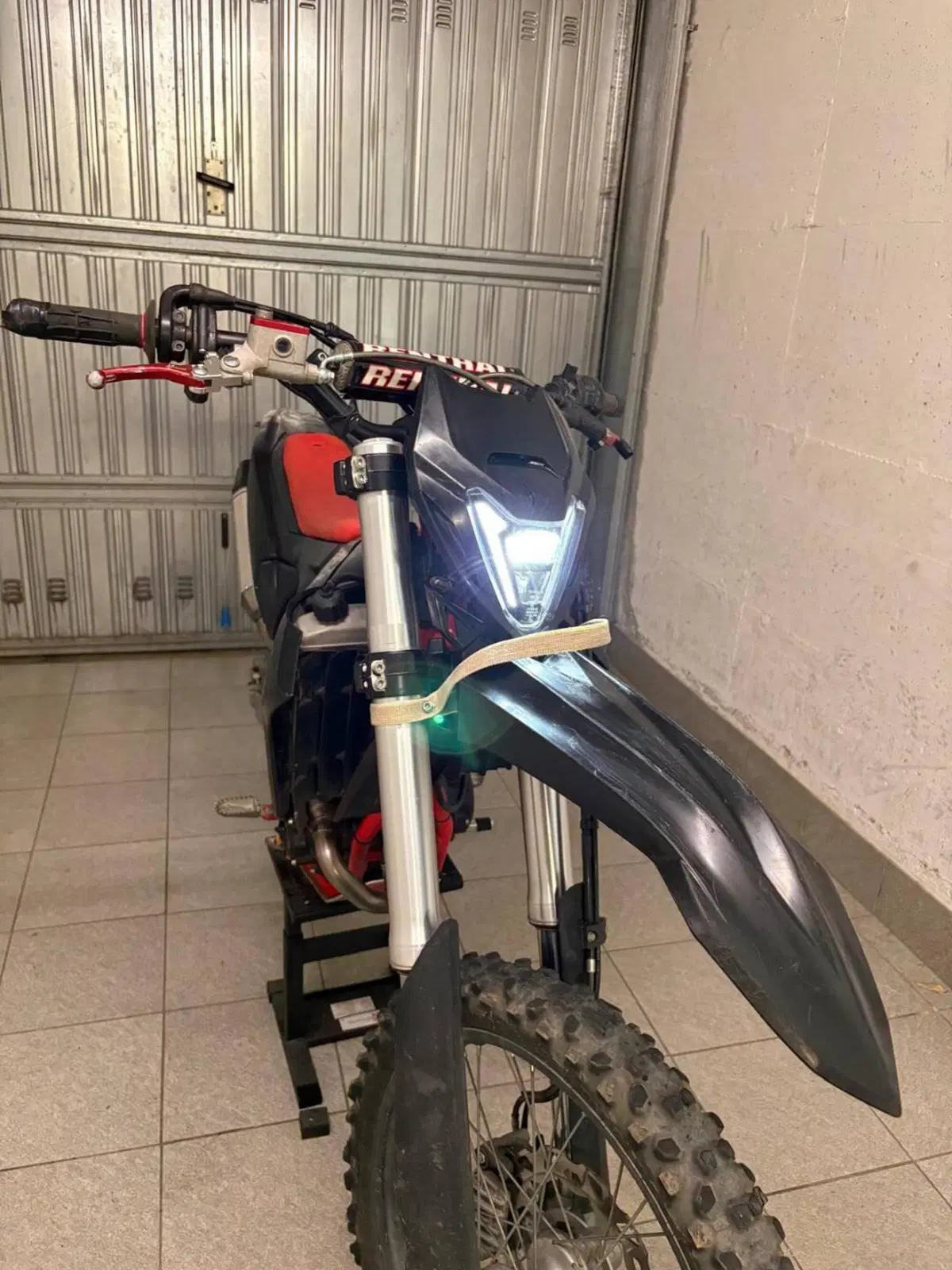 Betamotor RR 125 4T Enduro LC (2021 - 23) (7)