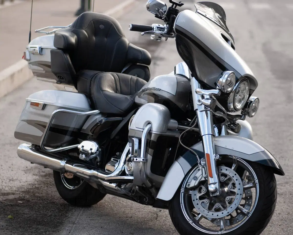 Harley-Davidson 114 Electra Glide Ultra Limited (2019) - FLHTK (3)