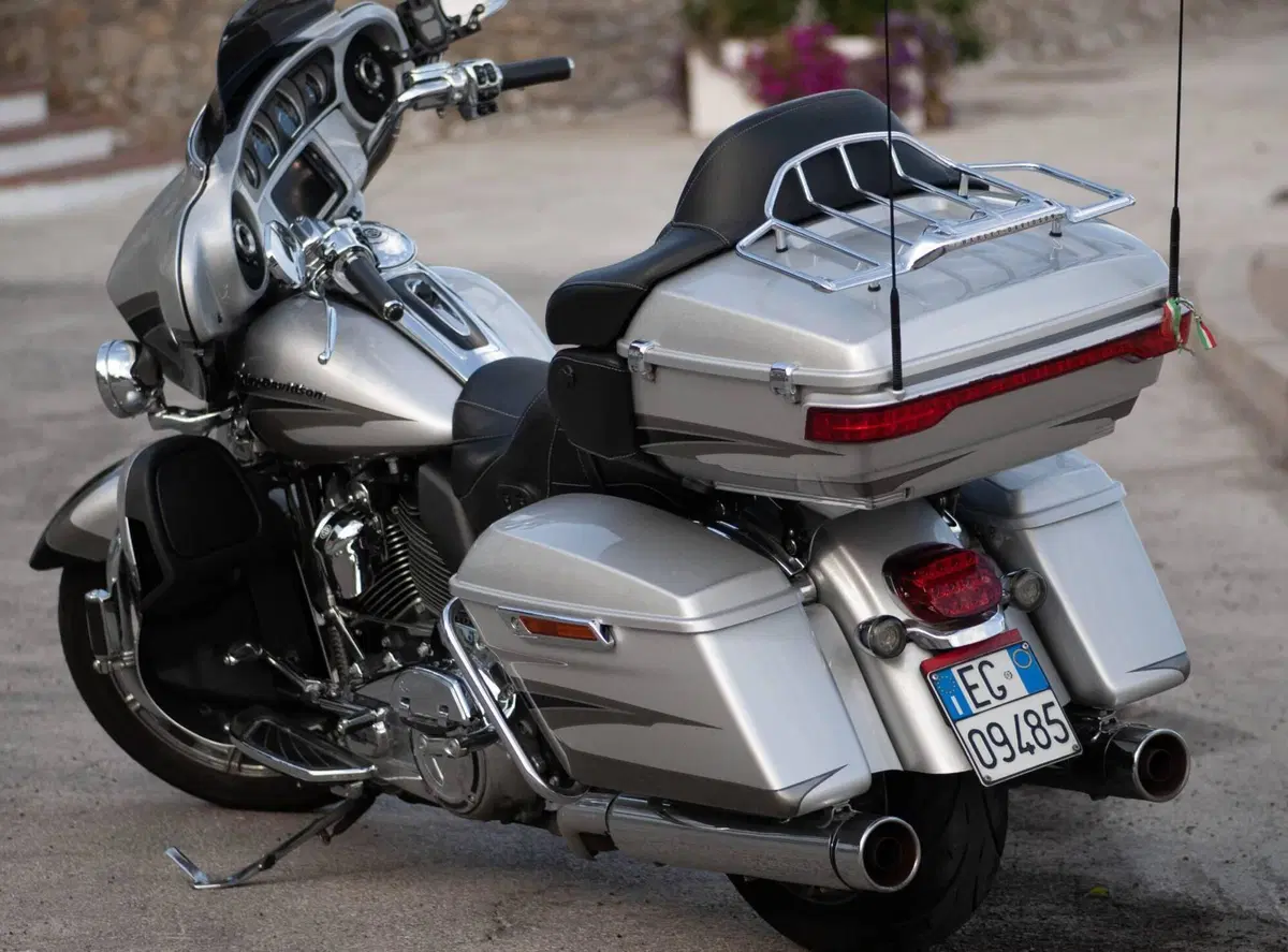 Harley-Davidson 114 Electra Glide Ultra Limited (2019) - FLHTK (4)