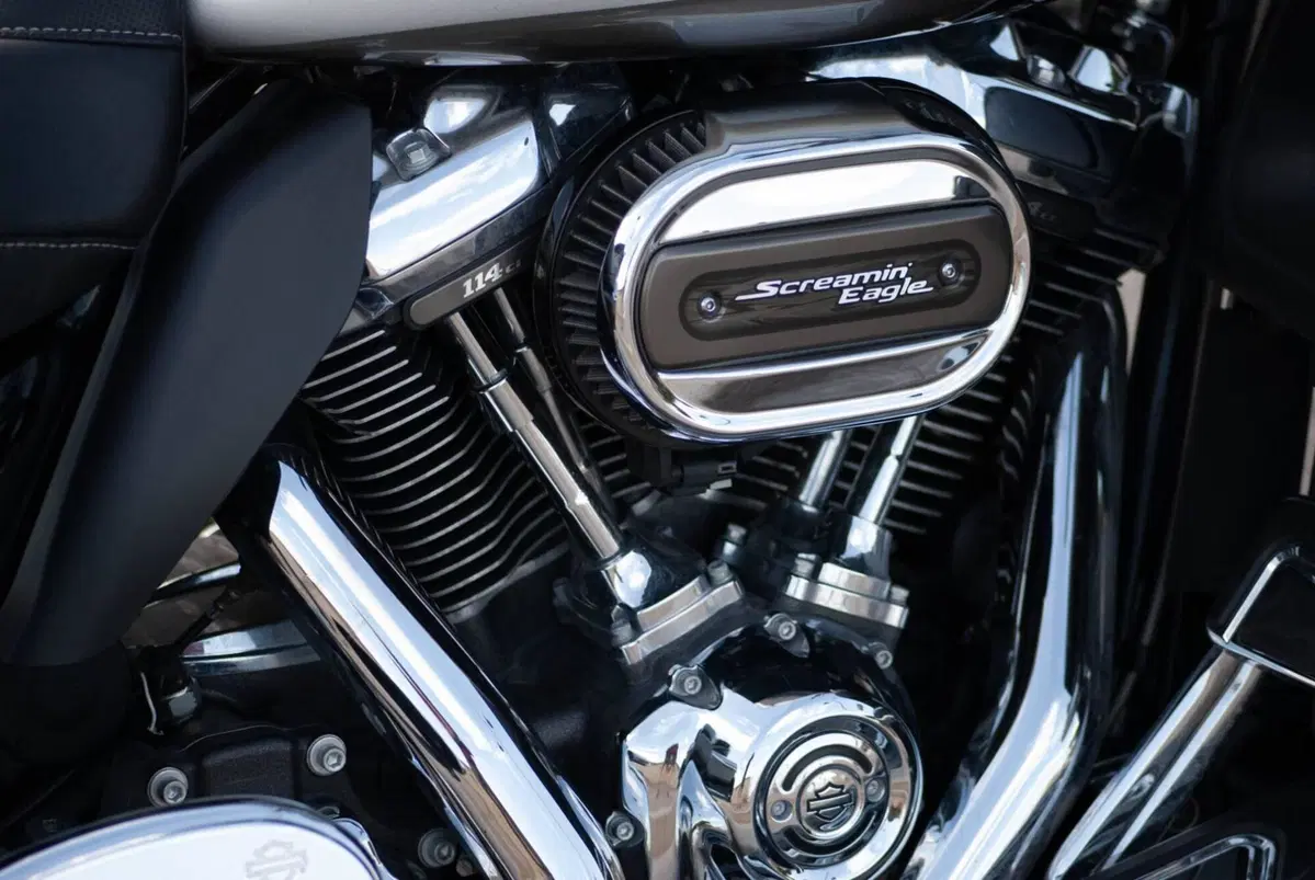 Harley-Davidson 114 Electra Glide Ultra Limited (2019) - FLHTK (6)