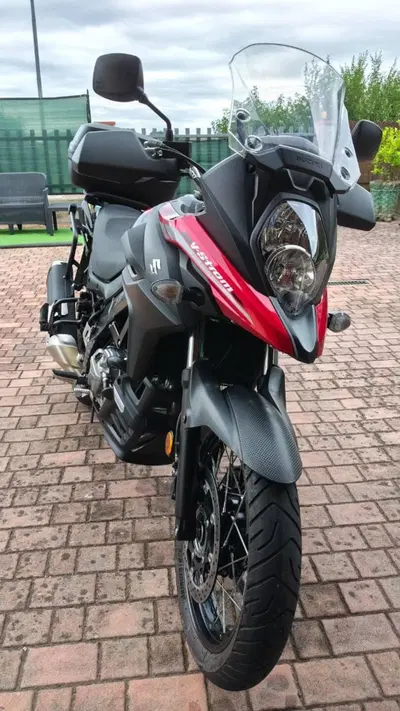Suzuki V-Strom 650XT (2021 - 25) usata