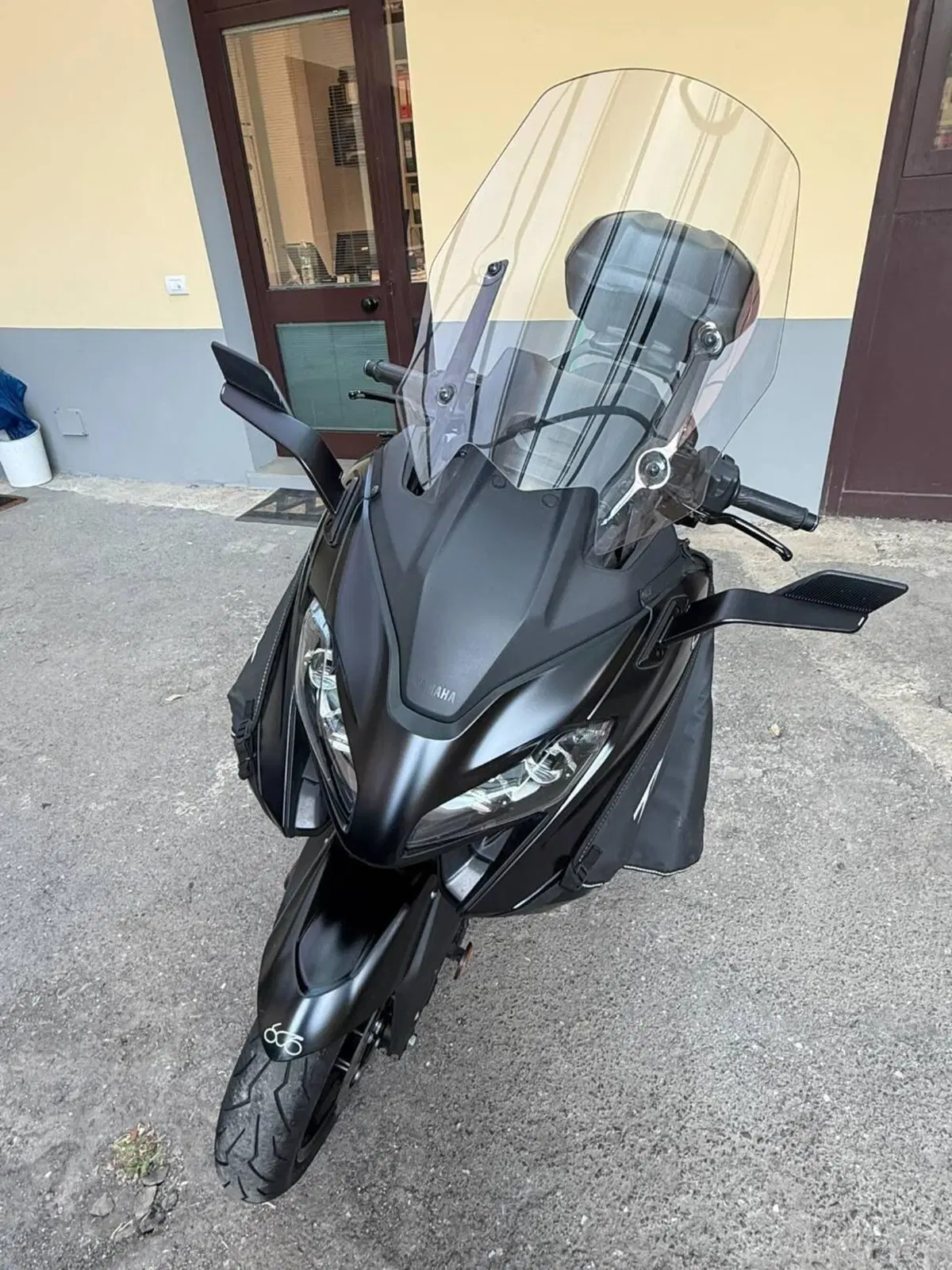 Yamaha T-Max 560 Tech Max (2022 - 24)