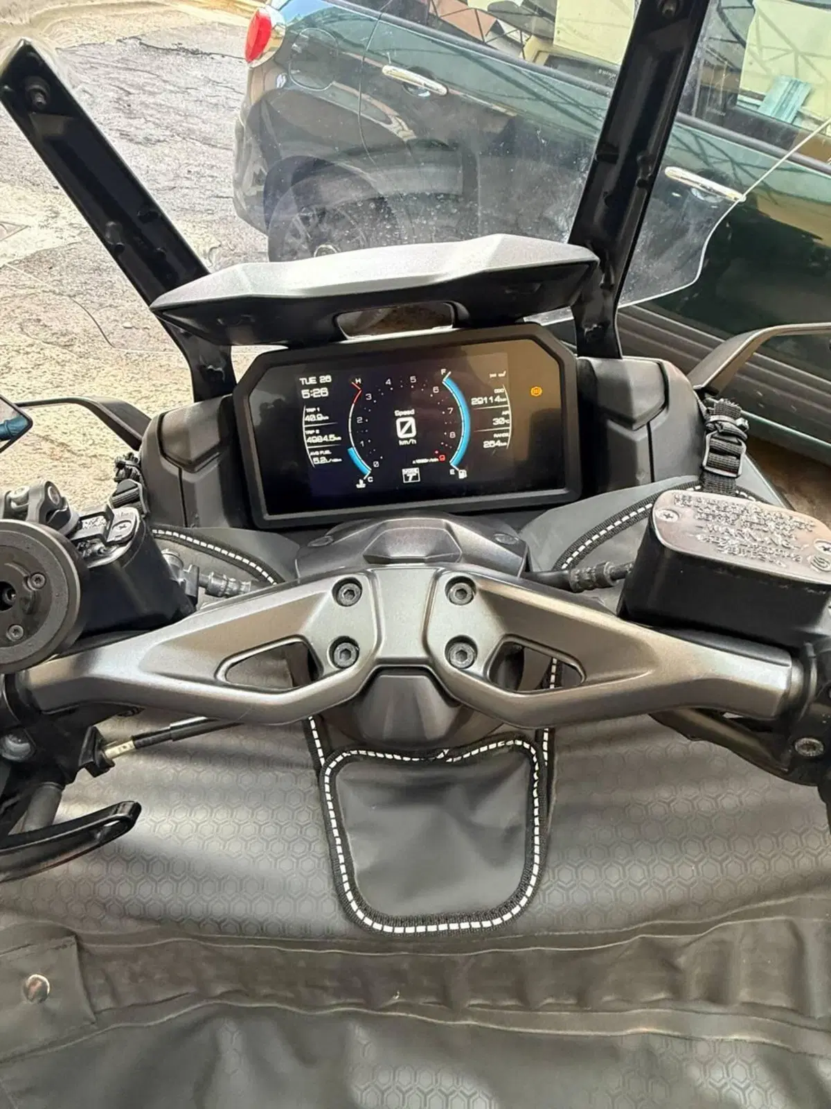 Yamaha T-Max 560 Tech Max (2022 - 24) (8)