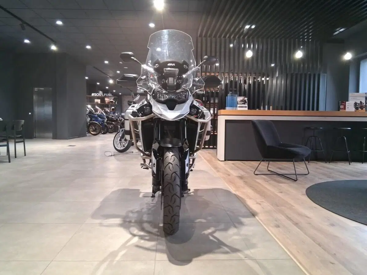 Triumph Tiger 900 GT Pro (2024 - 26) (3)