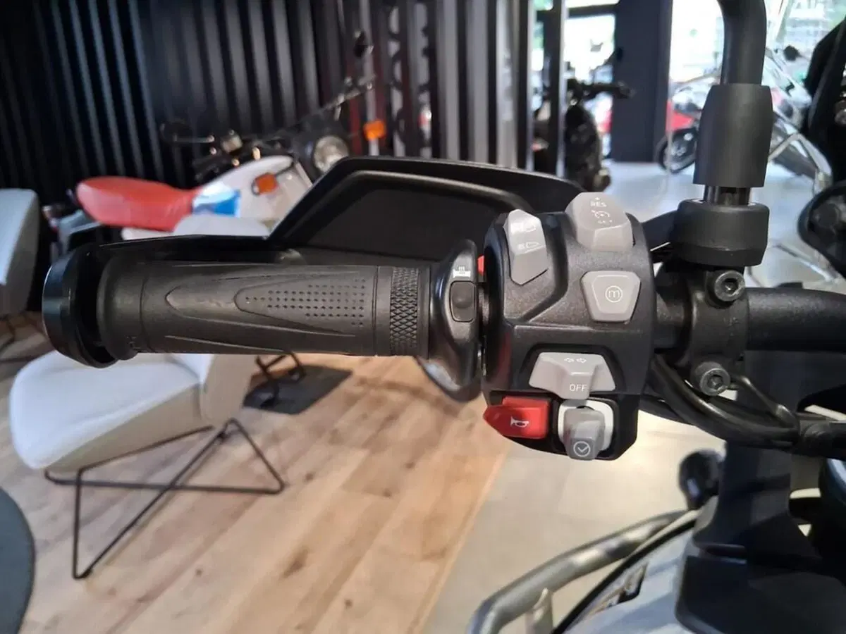 Triumph Tiger 900 GT Pro (2024 - 26) (11)