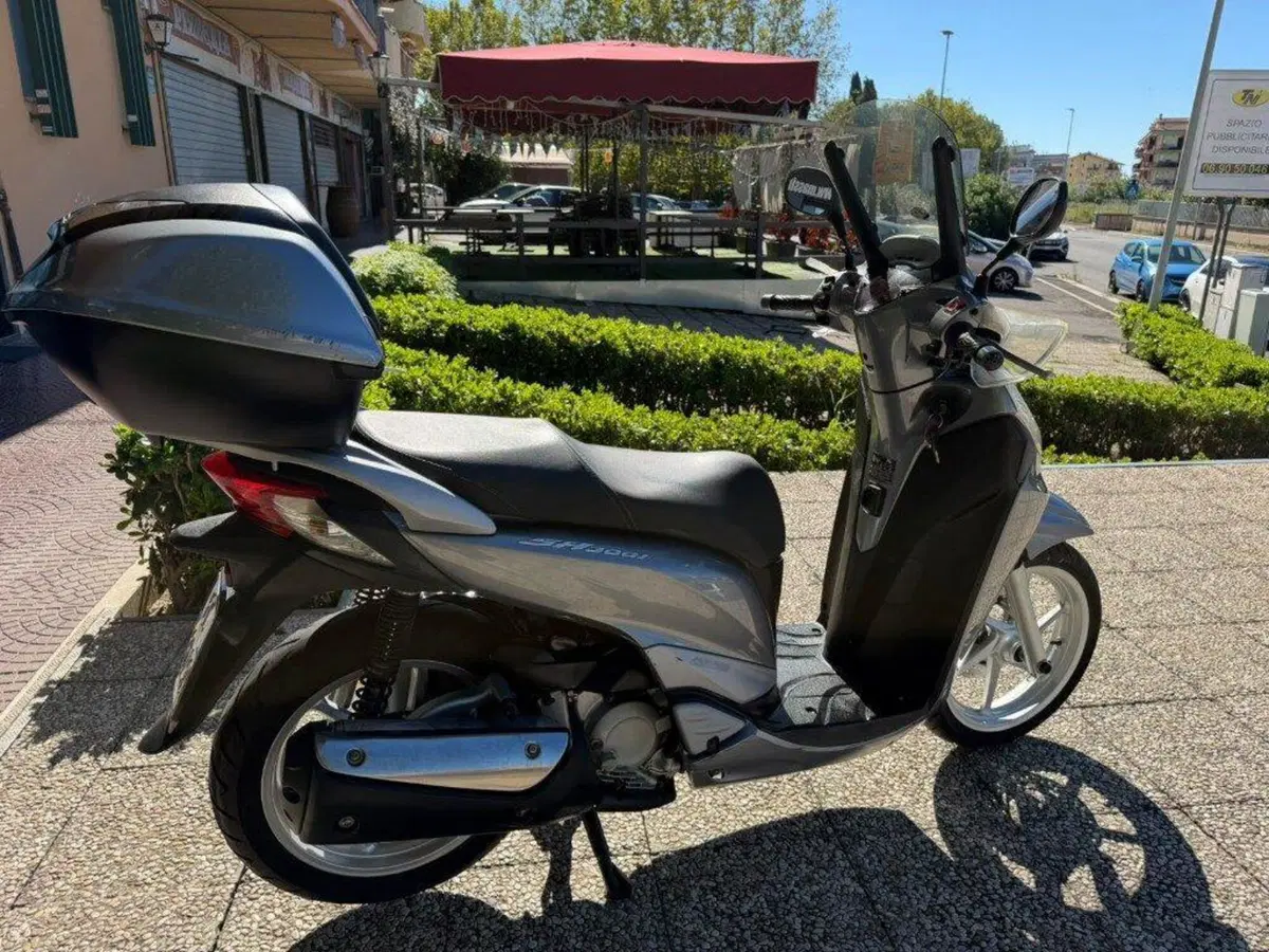Honda SH 300 i (2011 - 14) (8)