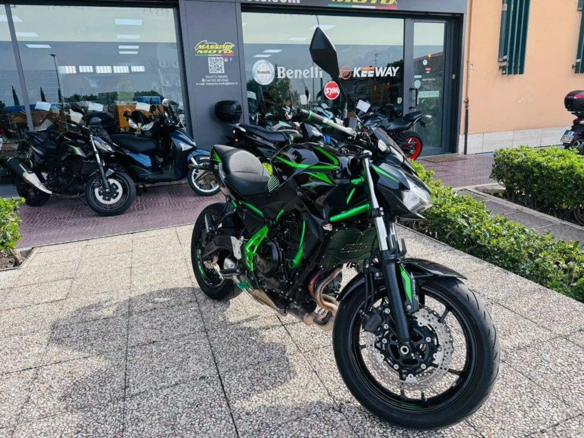 Kawasaki Z 650 (2025 - 27) (7)