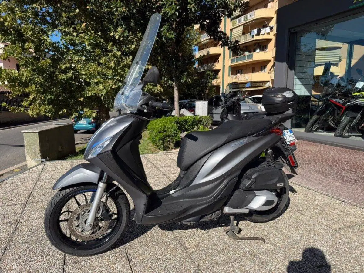 Piaggio Medley 150 S ABS (2016 - 19) (4)