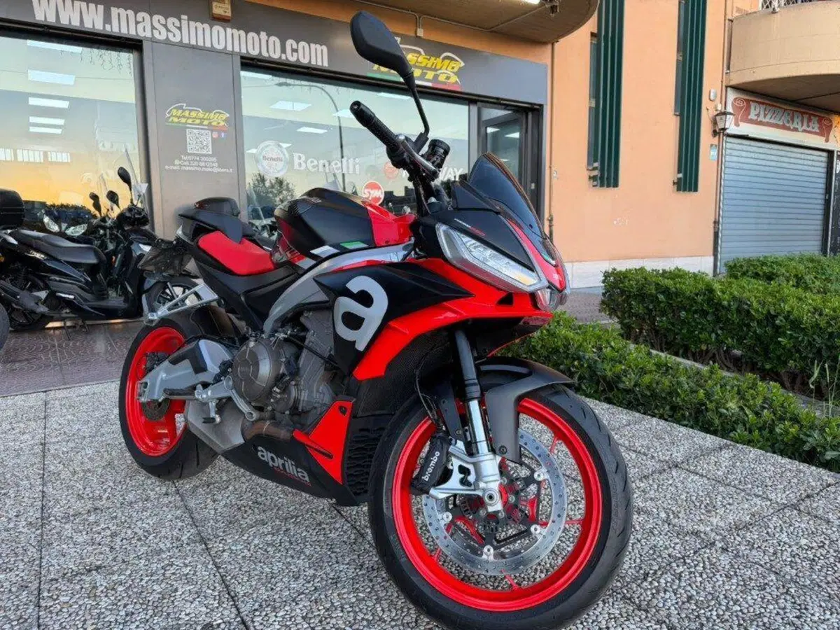Aprilia Tuono 660 (2021 - 25) (2)