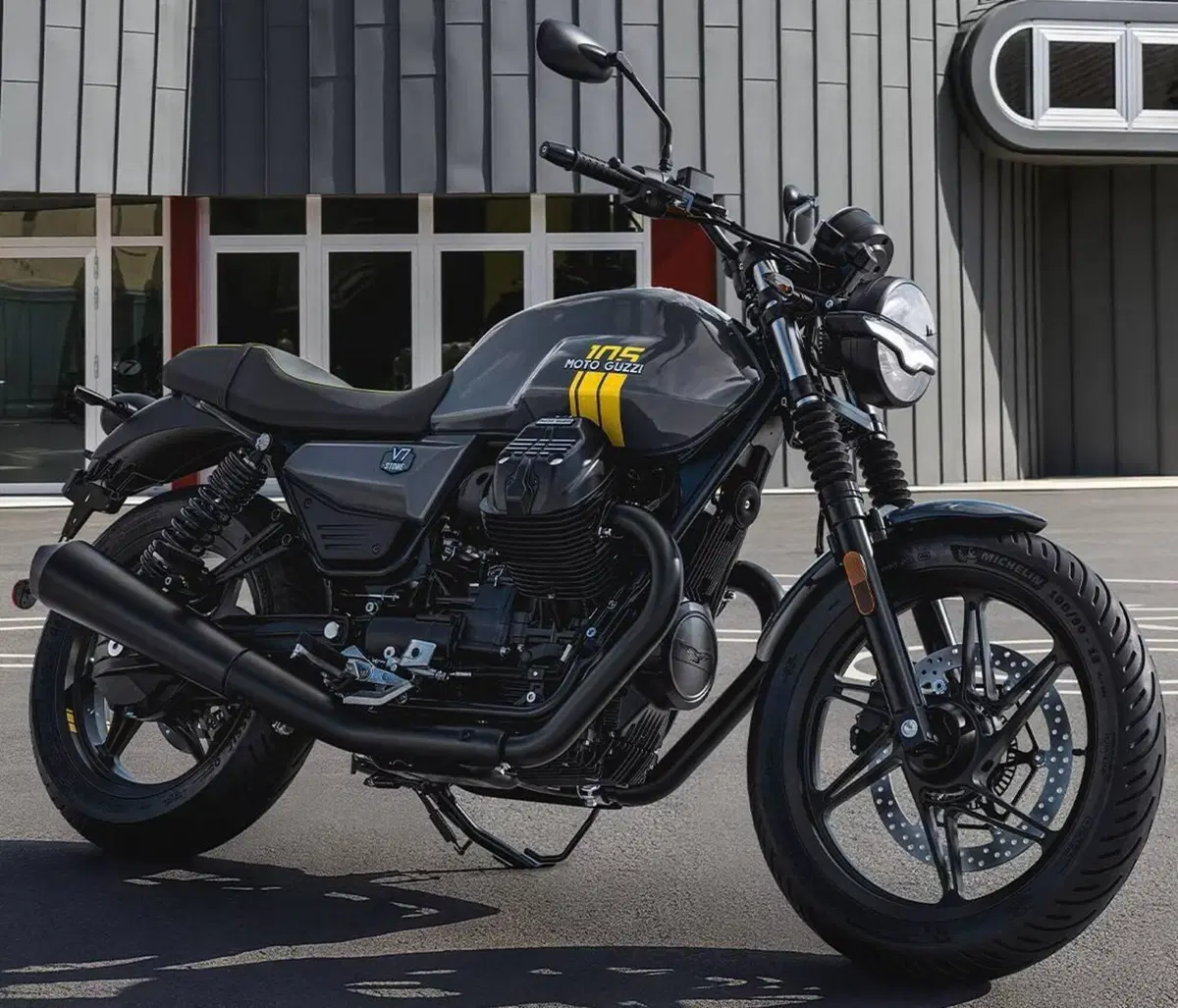 Moto Guzzi V7 Stone 105th Anniversary (2026)