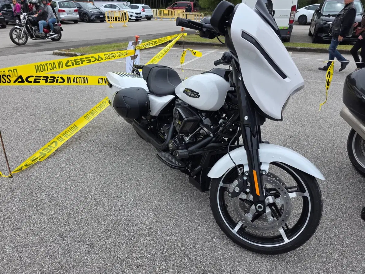 Harley-Davidson Street Glide (2024 - 26) (10)