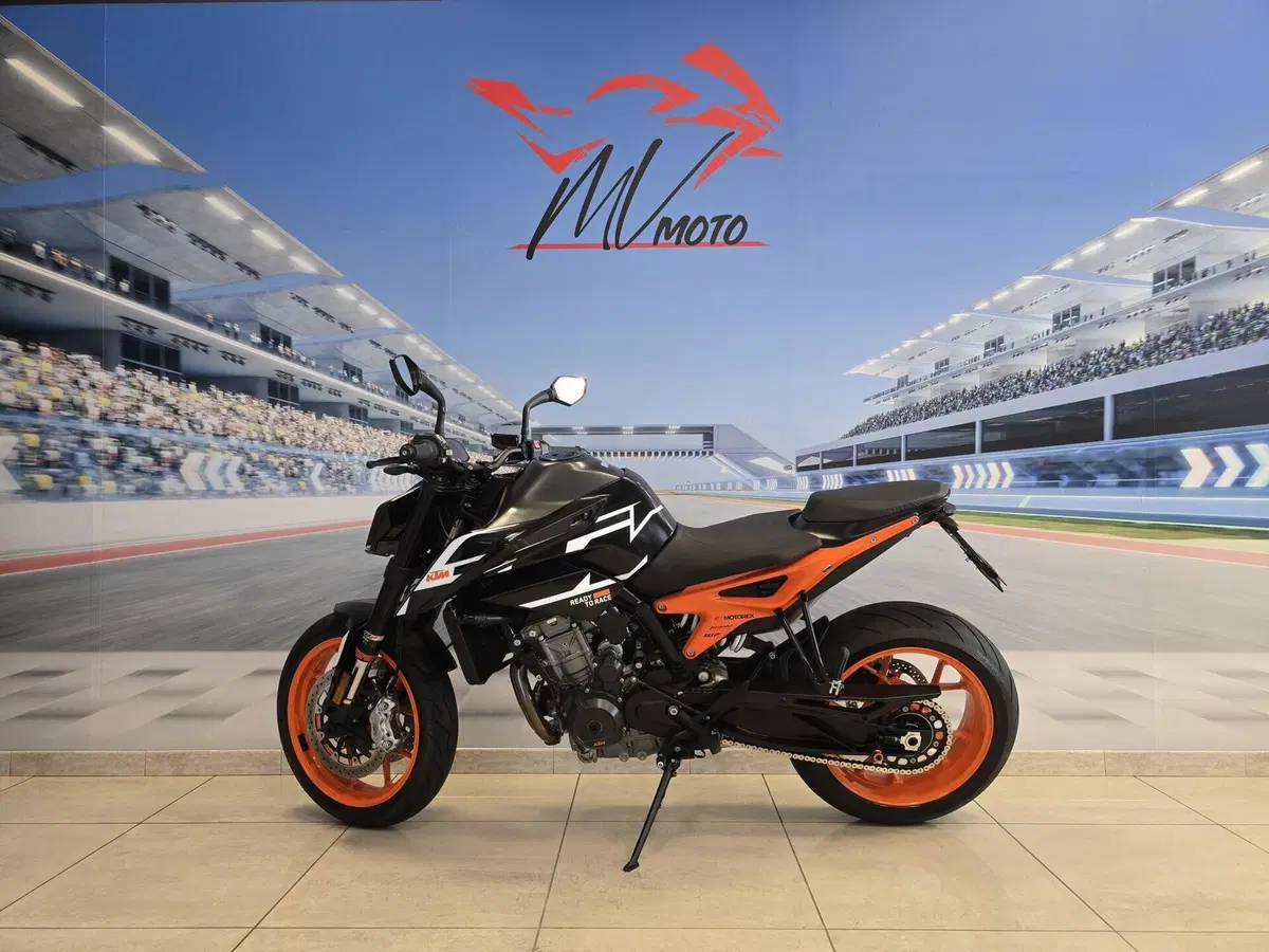 KTM 890 Duke GP (2022 - 23) (4)