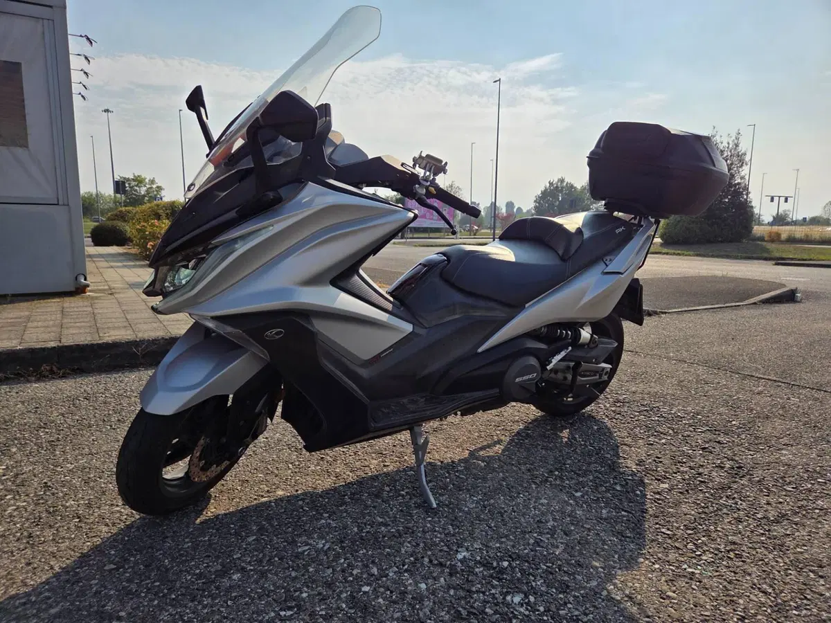 Kymco AK 550 (2017 - 19) (2)