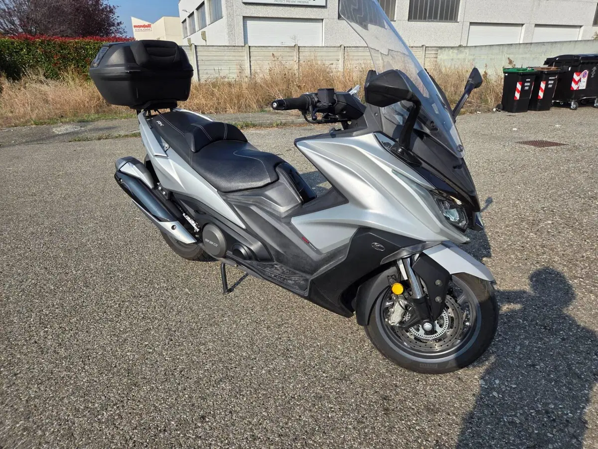 Kymco AK 550 (2017 - 19) (7)