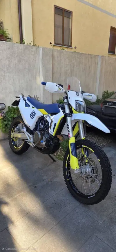 Husqvarna 701 Enduro (2020) usata