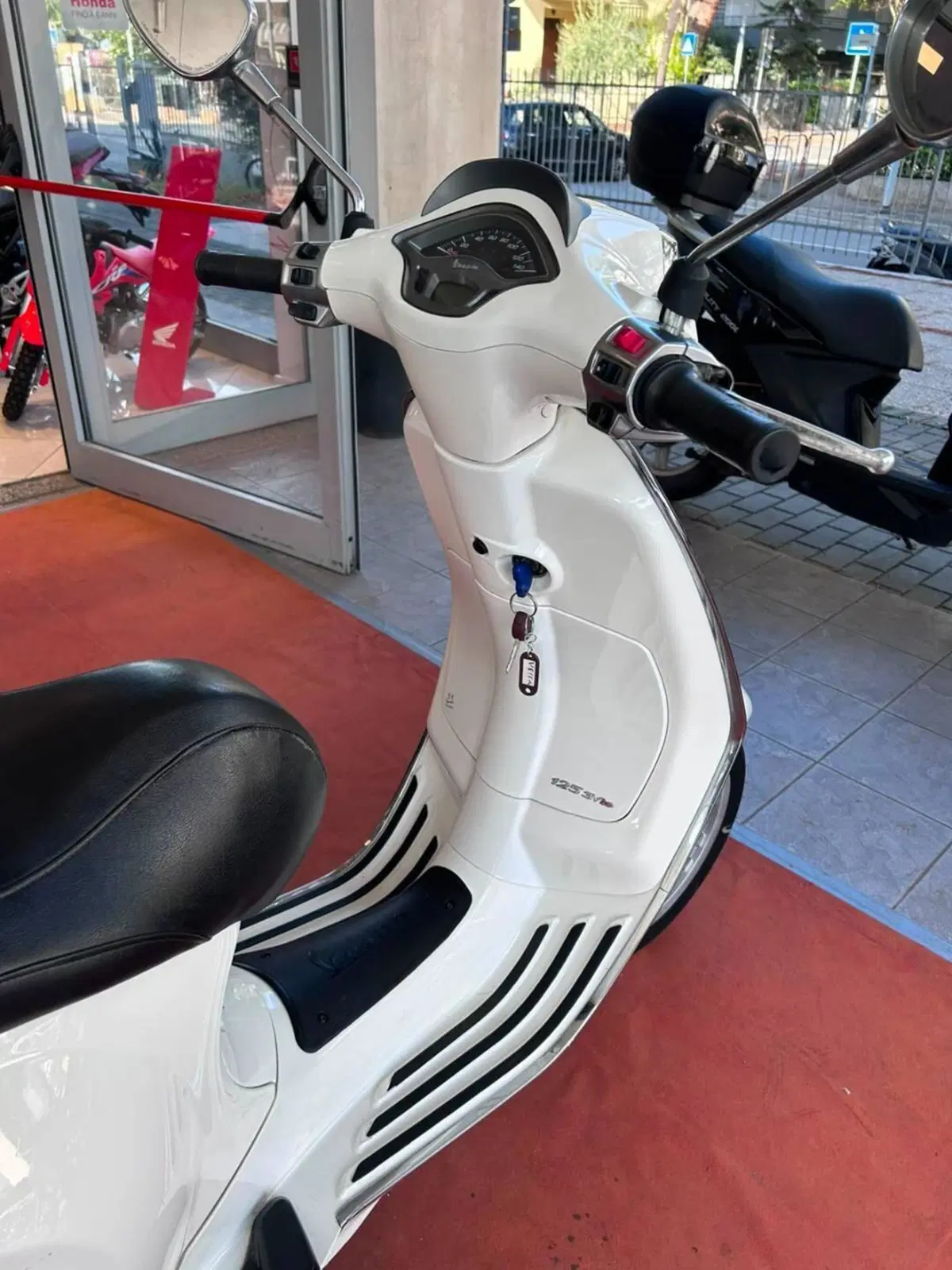 Vespa Sprint 125 3V (2014 - 16) (6)