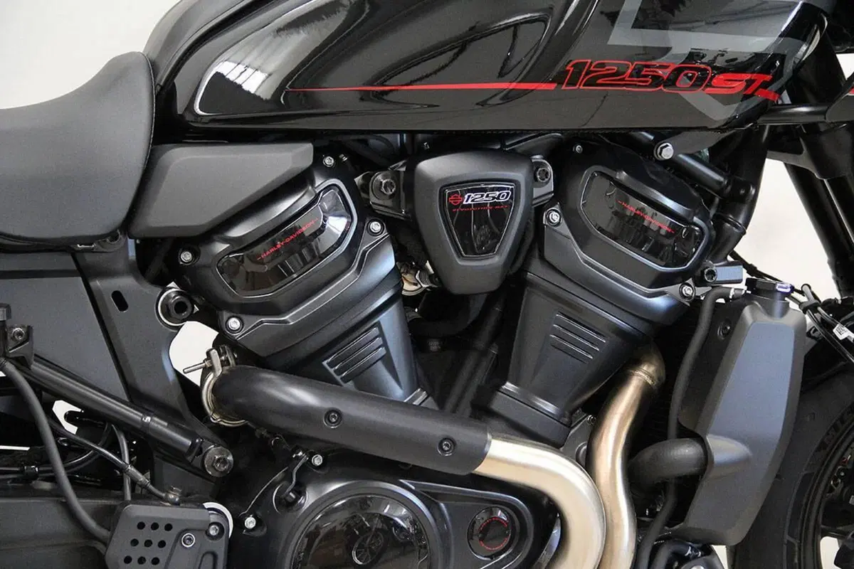 Harley-Davidson Pan America 1250 ST (2025 - 26) (4)