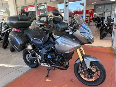 Triumph Tiger 1050 SE ABS (2006 - 13) usata