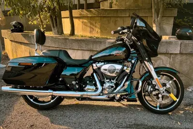 Harley-Davidson Street Glide (2024 - 26) usata