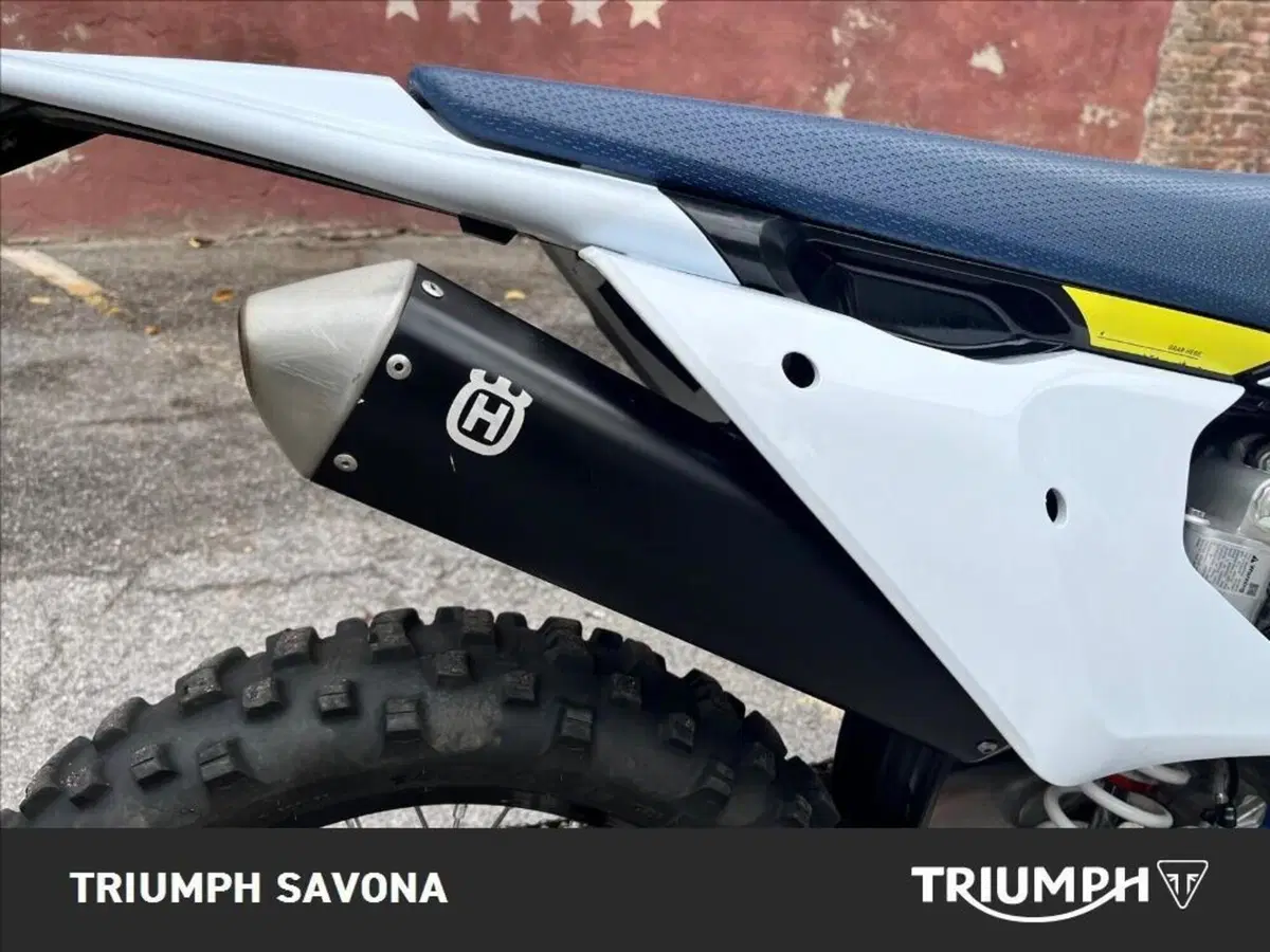 Husqvarna TE 300 (2025) (17)