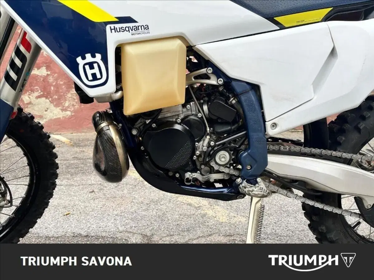 Husqvarna TE 300 (2025) (9)