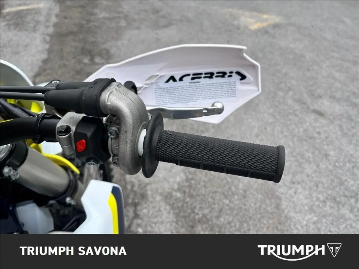 Husqvarna TE 300 (2025) (14)