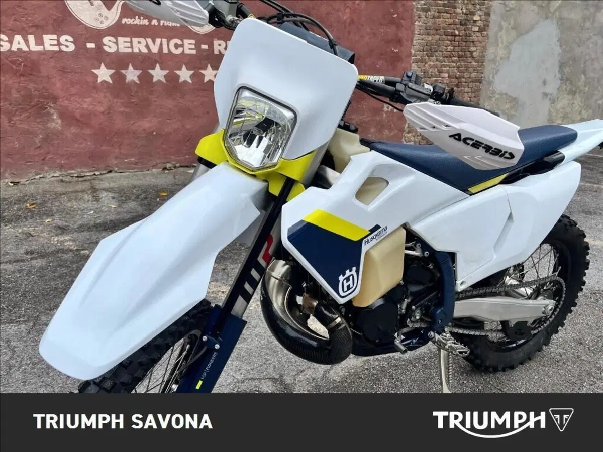 Husqvarna TE 300 (2025) (4)