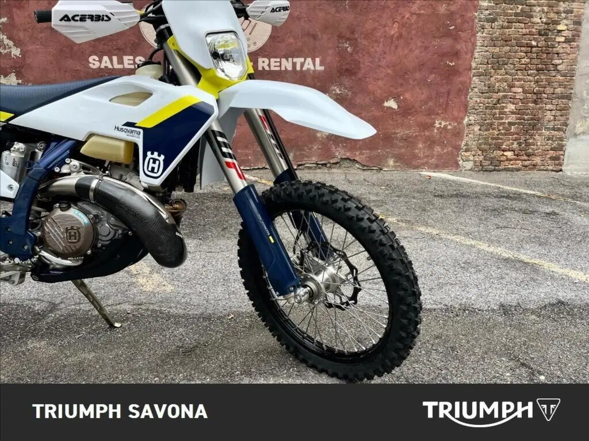 Husqvarna TE 300 (2025) (22)