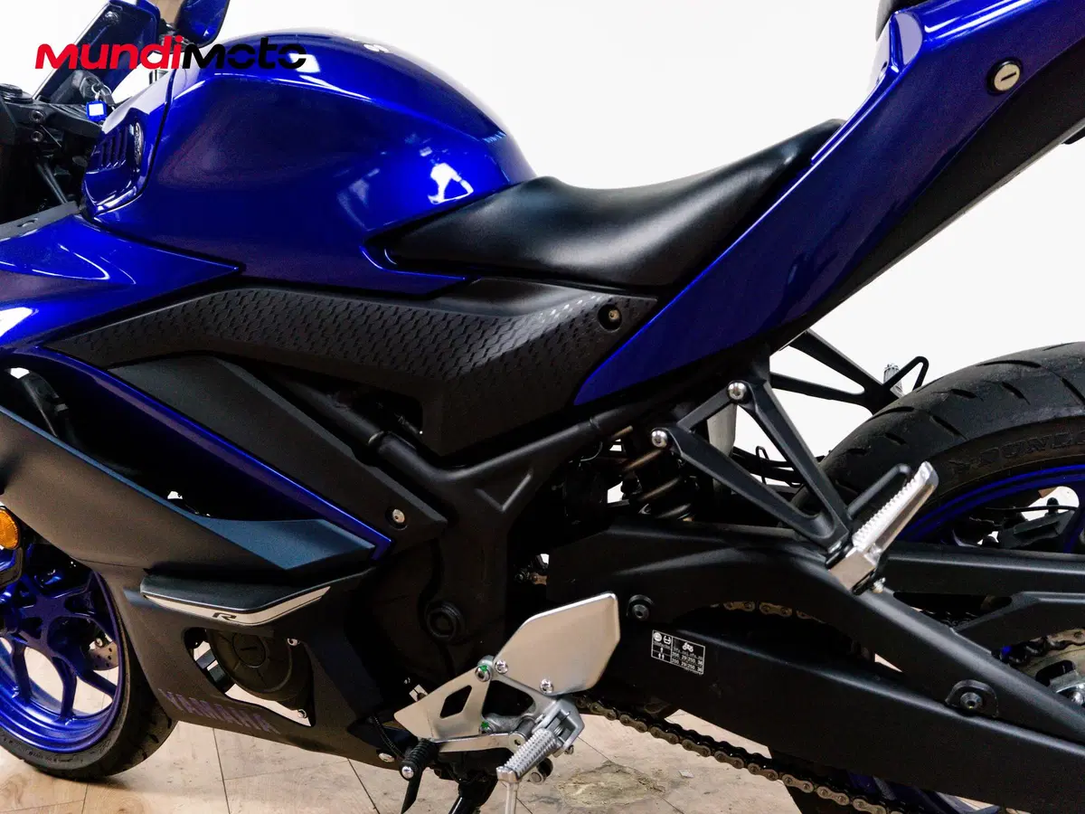 Yamaha YZF R3 (2018) (10)