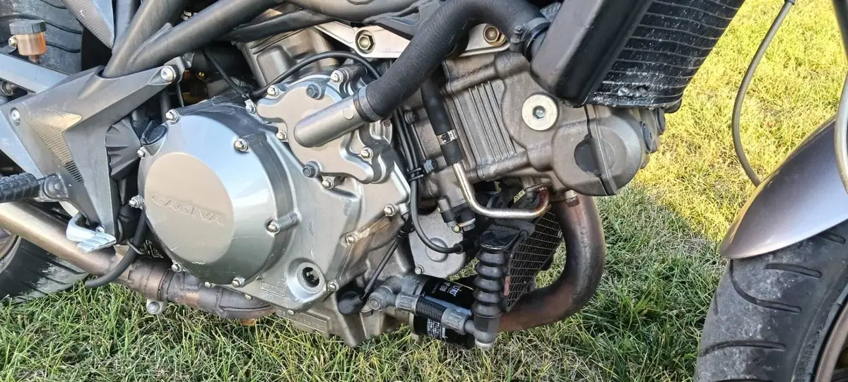 Cagiva Raptor 1000 (3)
