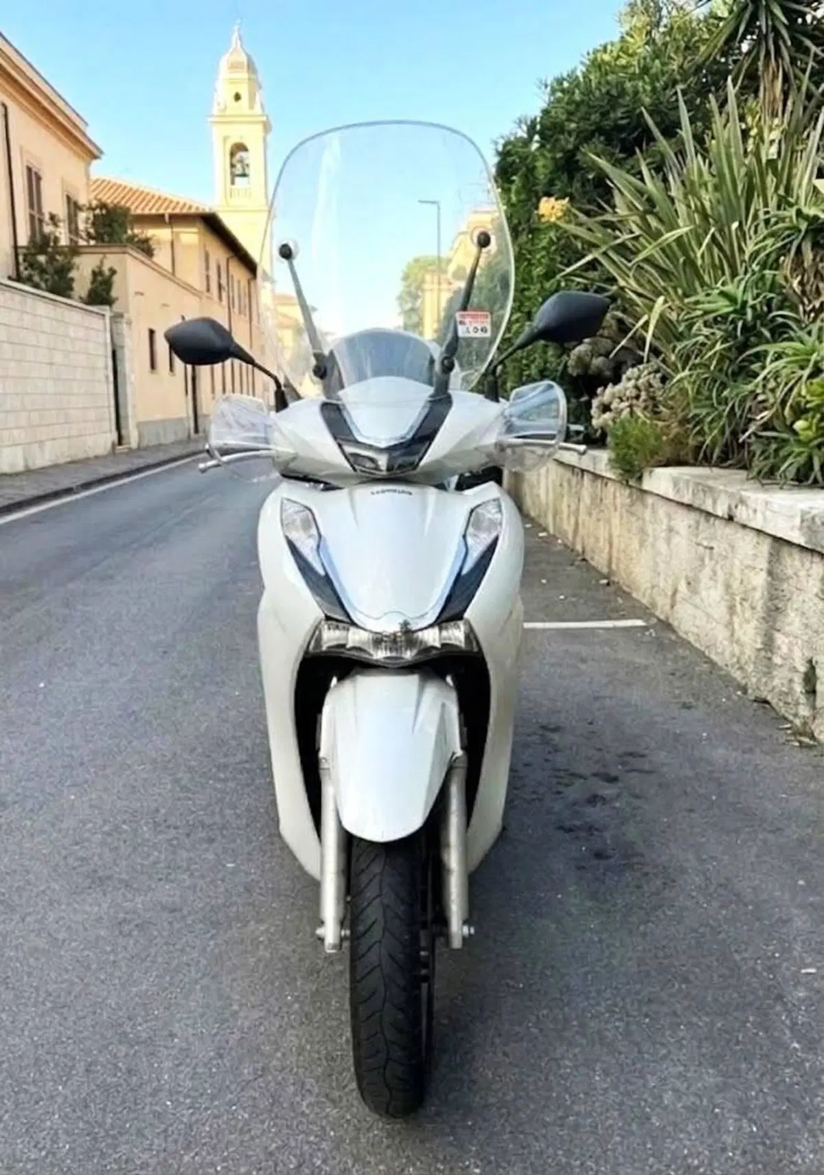 Honda SH 350 (2021 - 24) (7)