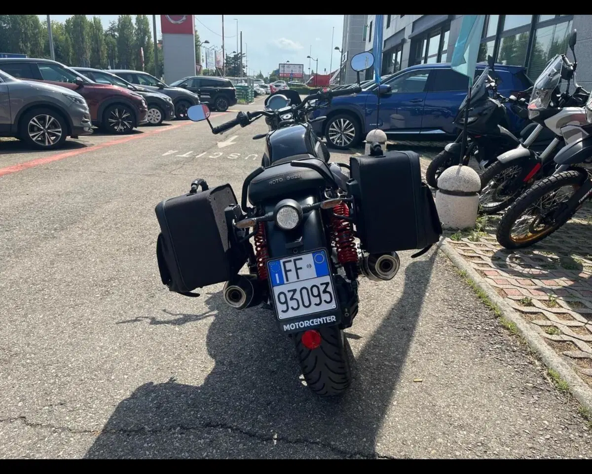 Moto Guzzi V7 850 Stone Special Abs (2021) (6)