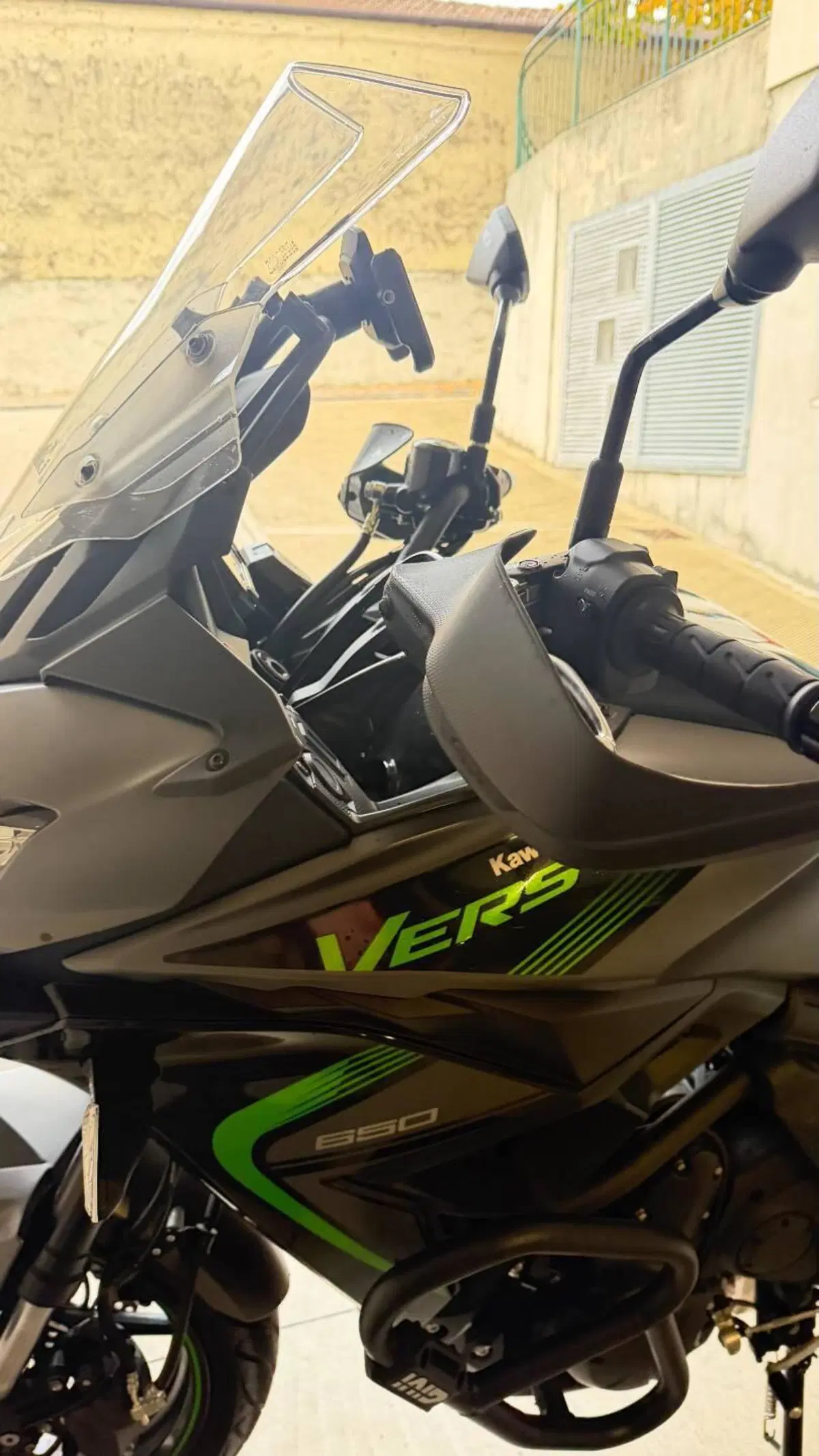 Kawasaki Versys 650 (2025 - 27) (2)