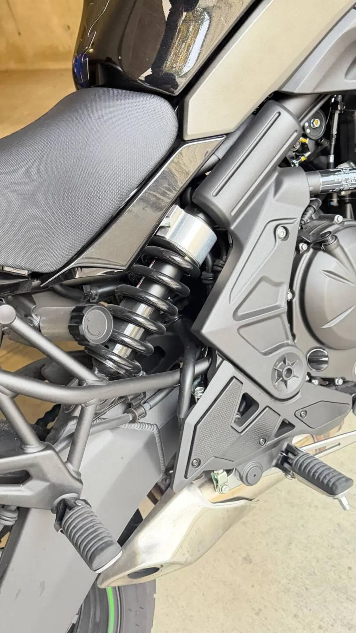 Kawasaki Versys 650 (2025 - 27) (11)