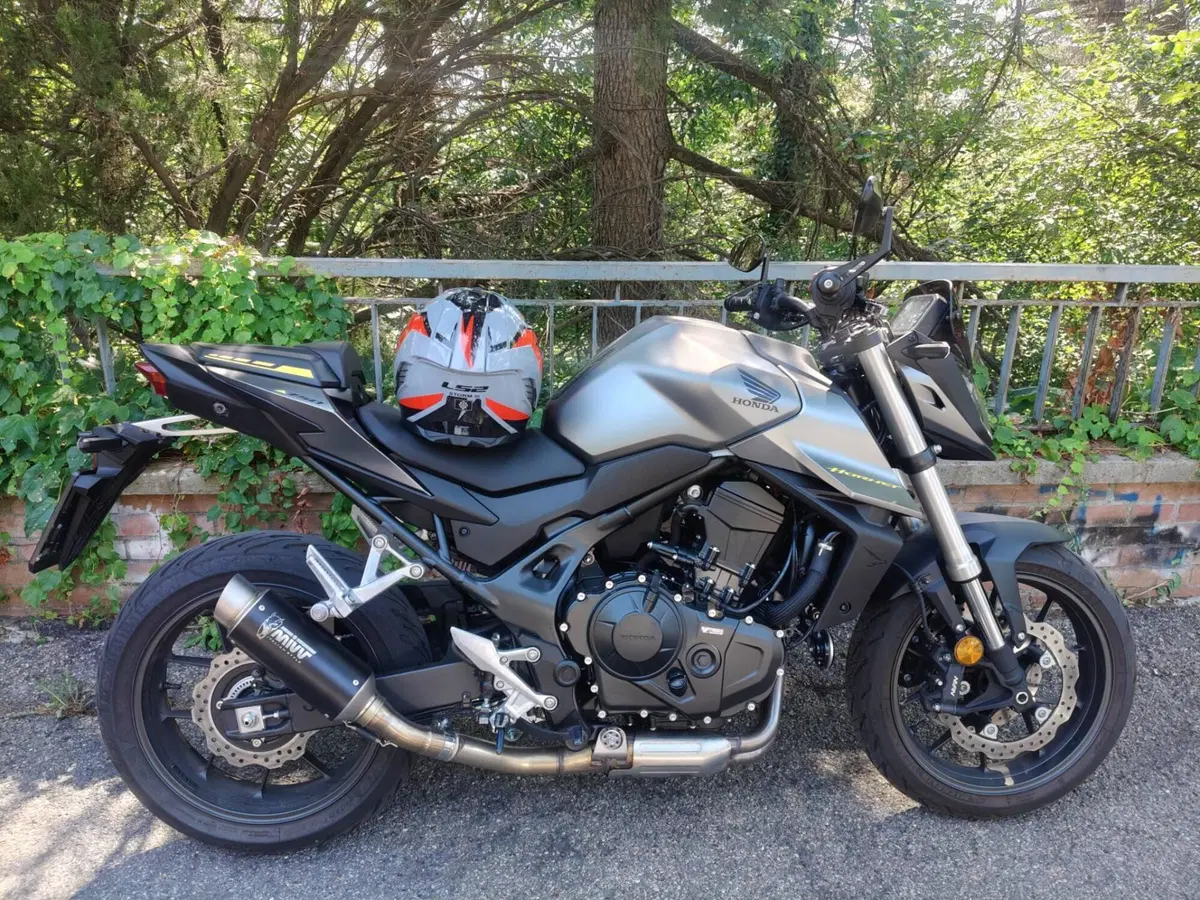 Honda CB 750 Hornet (2023 - 24)