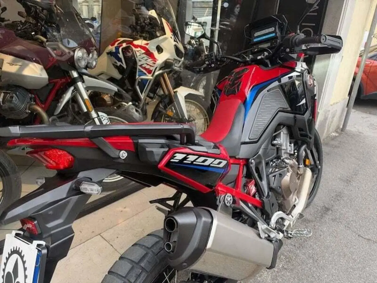 Honda Africa Twin CRF 1100L (2022 - 23) (5)
