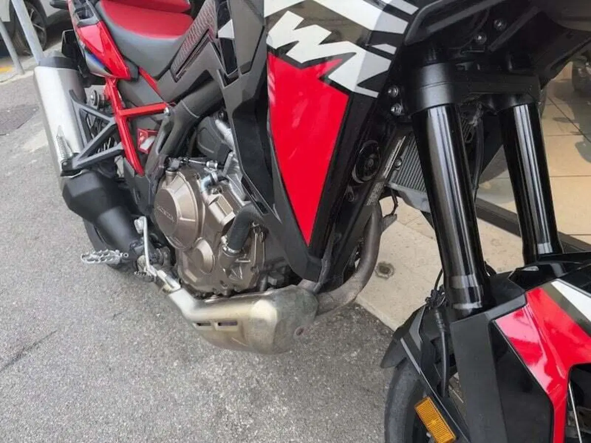 Honda Africa Twin CRF 1100L (2022 - 23) (12)