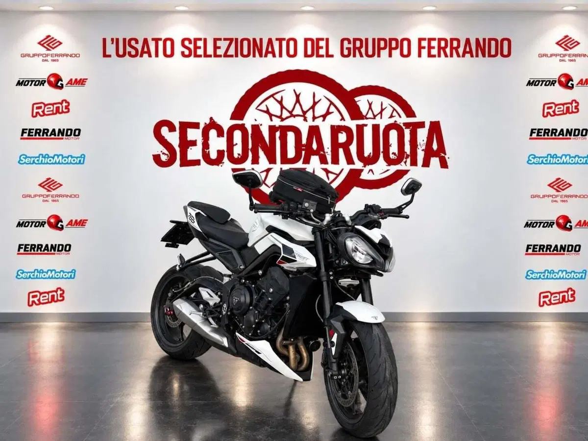 Triumph Street Triple 765 R (2023 - 26) (2)