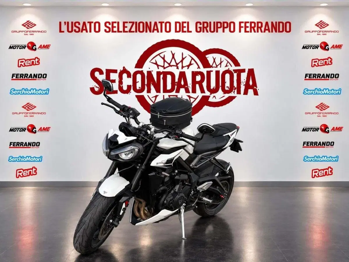 Triumph Street Triple 765 R (2023 - 26) (3)