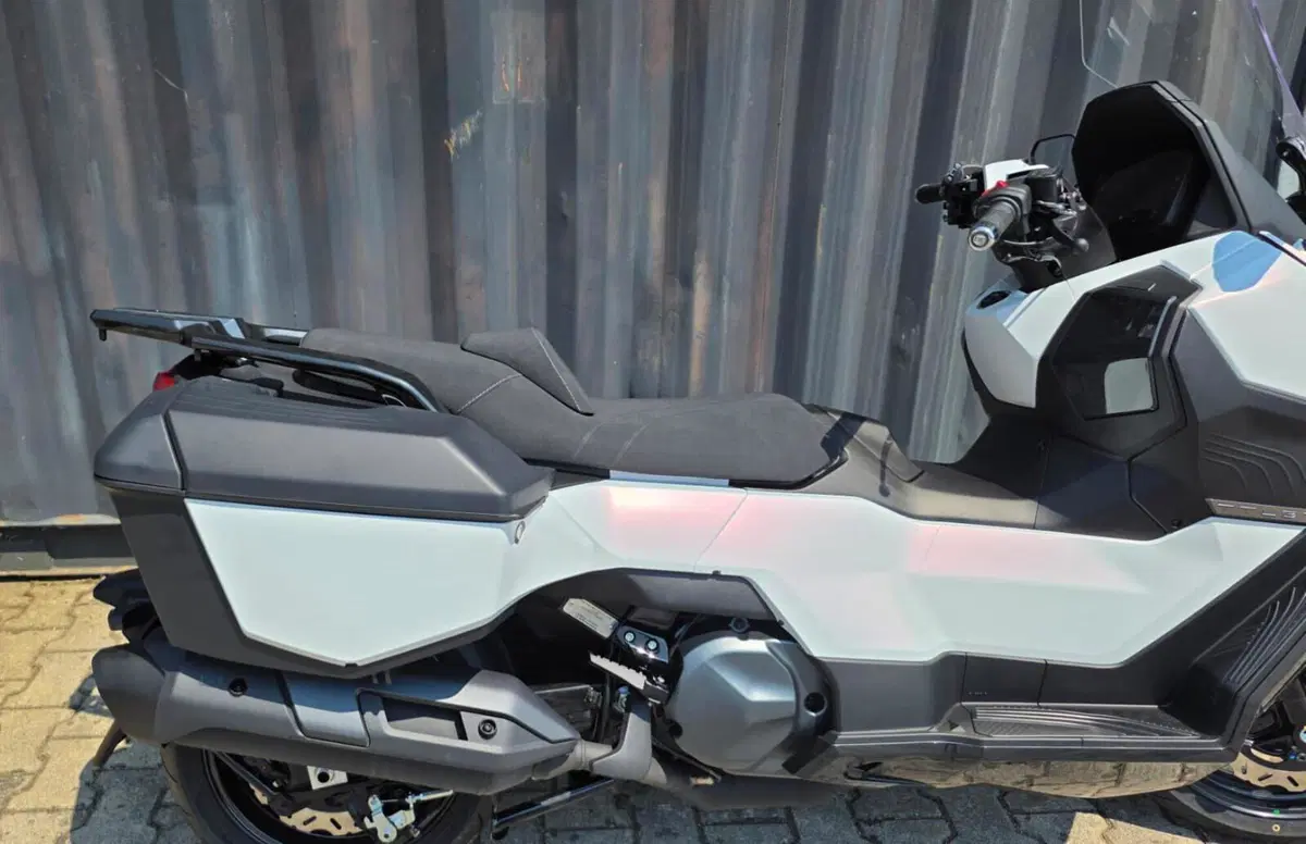 Sym TTLBT (2026) (8)
