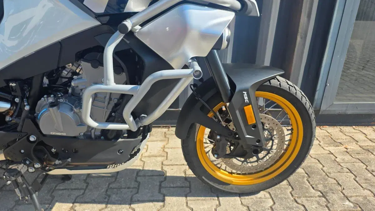CFMOTO 800MT Explore (2023 - 26) (9)