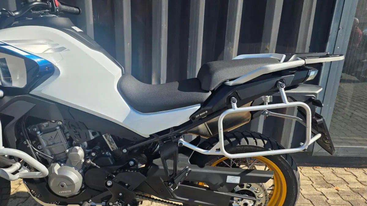 CFMOTO 800MT Explore (2023 - 26) (11)