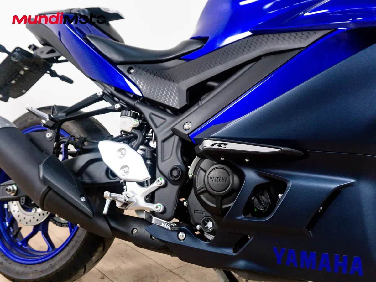 Yamaha YZF R3 (2018) (5)