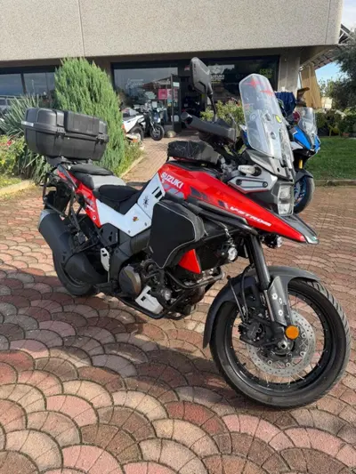 Suzuki V-Strom 1050XT (2020 - 23) usata