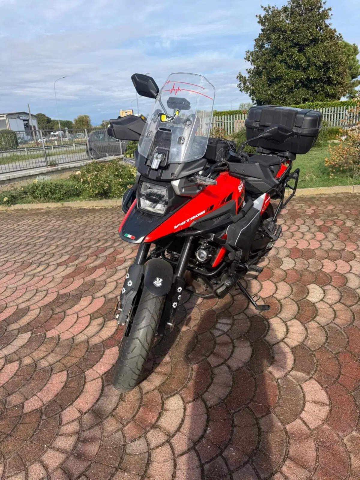 Suzuki V-Strom 1050XT (2020 - 23) (3)