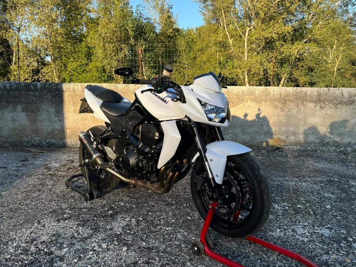 Kawasaki Z 750 (2007 - 14) (2)