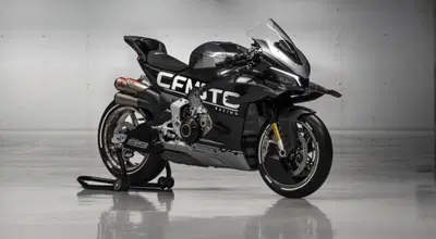 CFMoto sfida Ducati e Kawasaki: dai brevetti del motore V4 spunta l'ipotesi turbo 