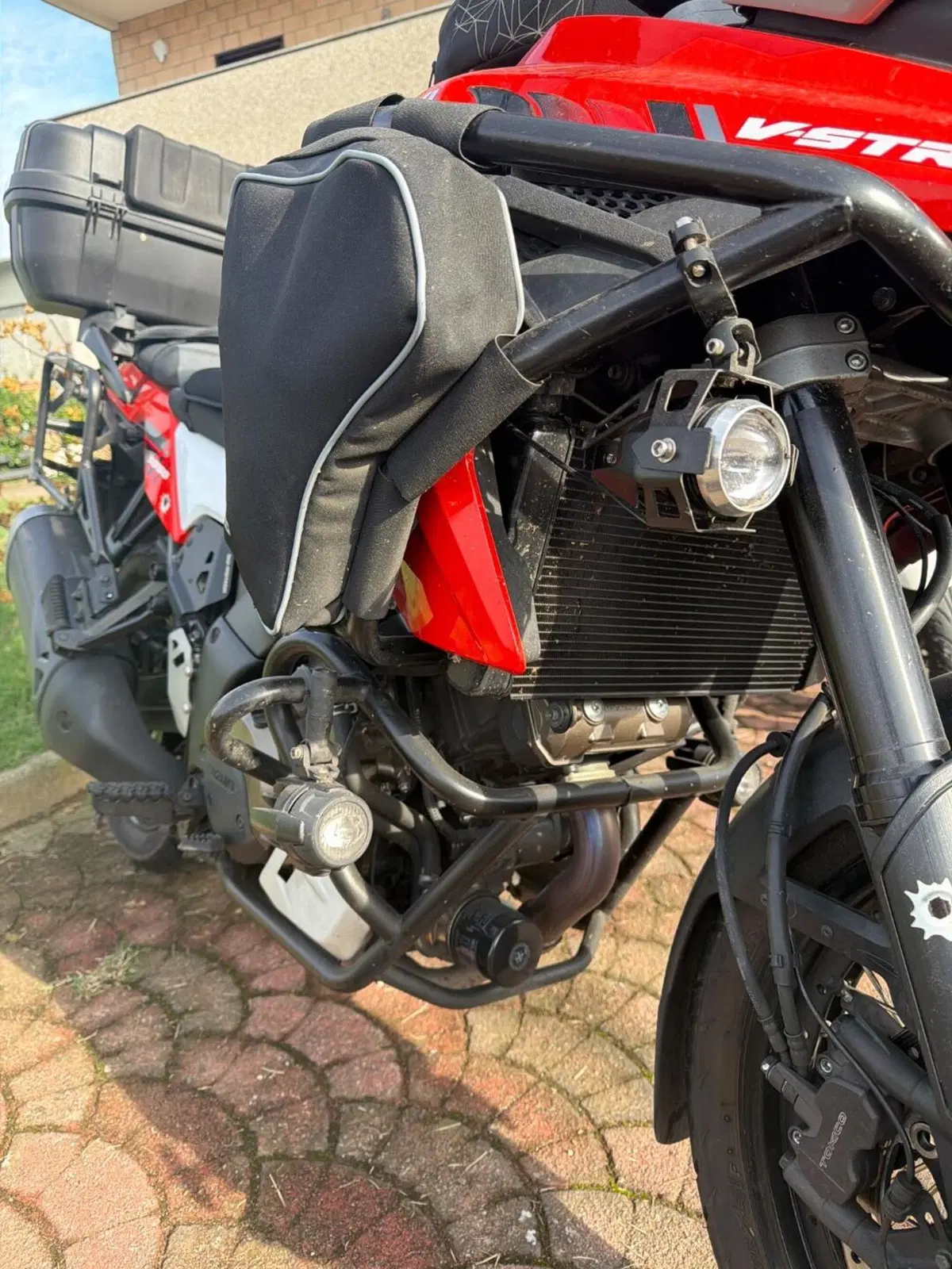 Suzuki V-Strom 1050XT (2020 - 23) (9)